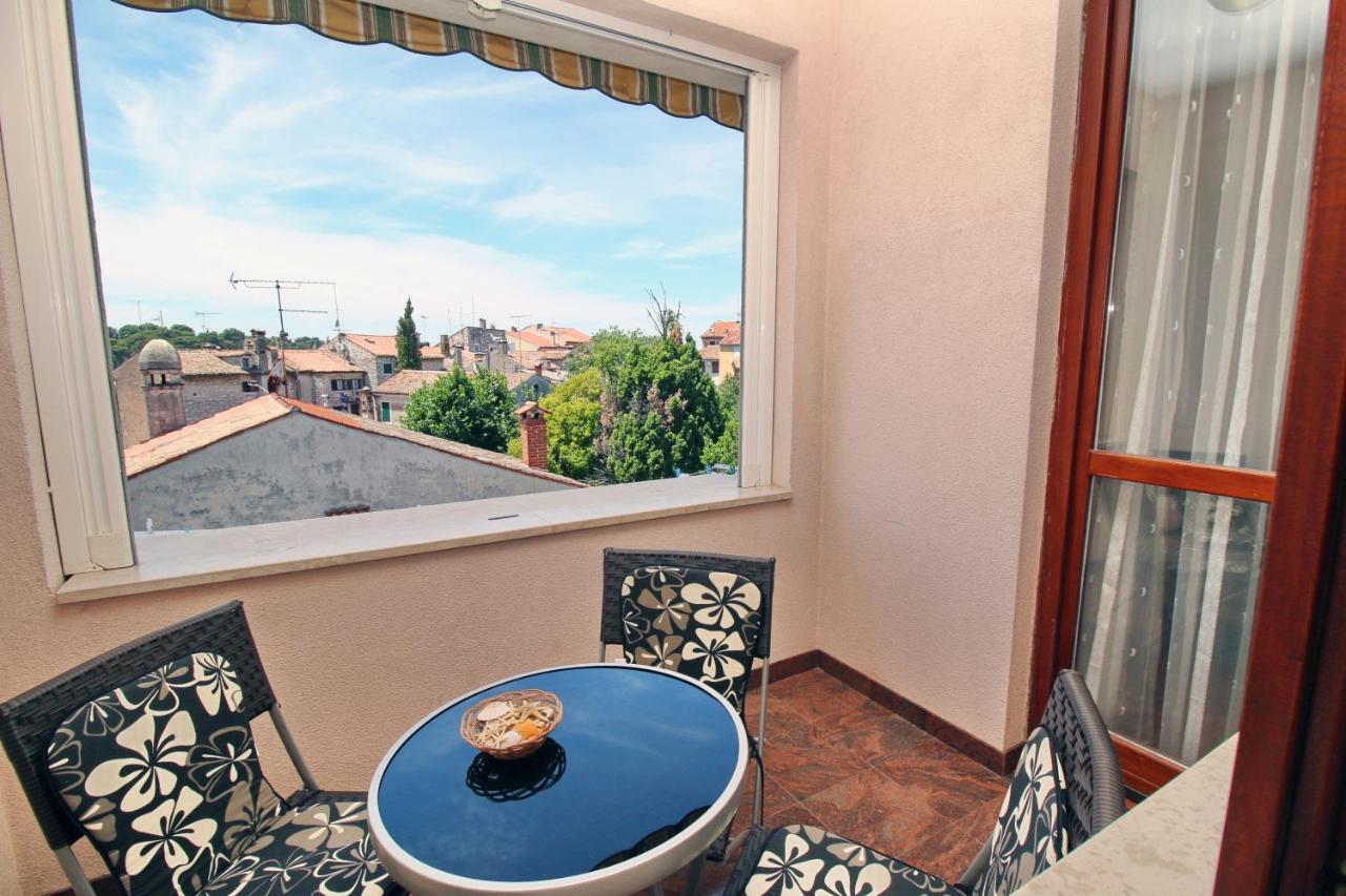 Polo apartments Rovigno Esterno foto