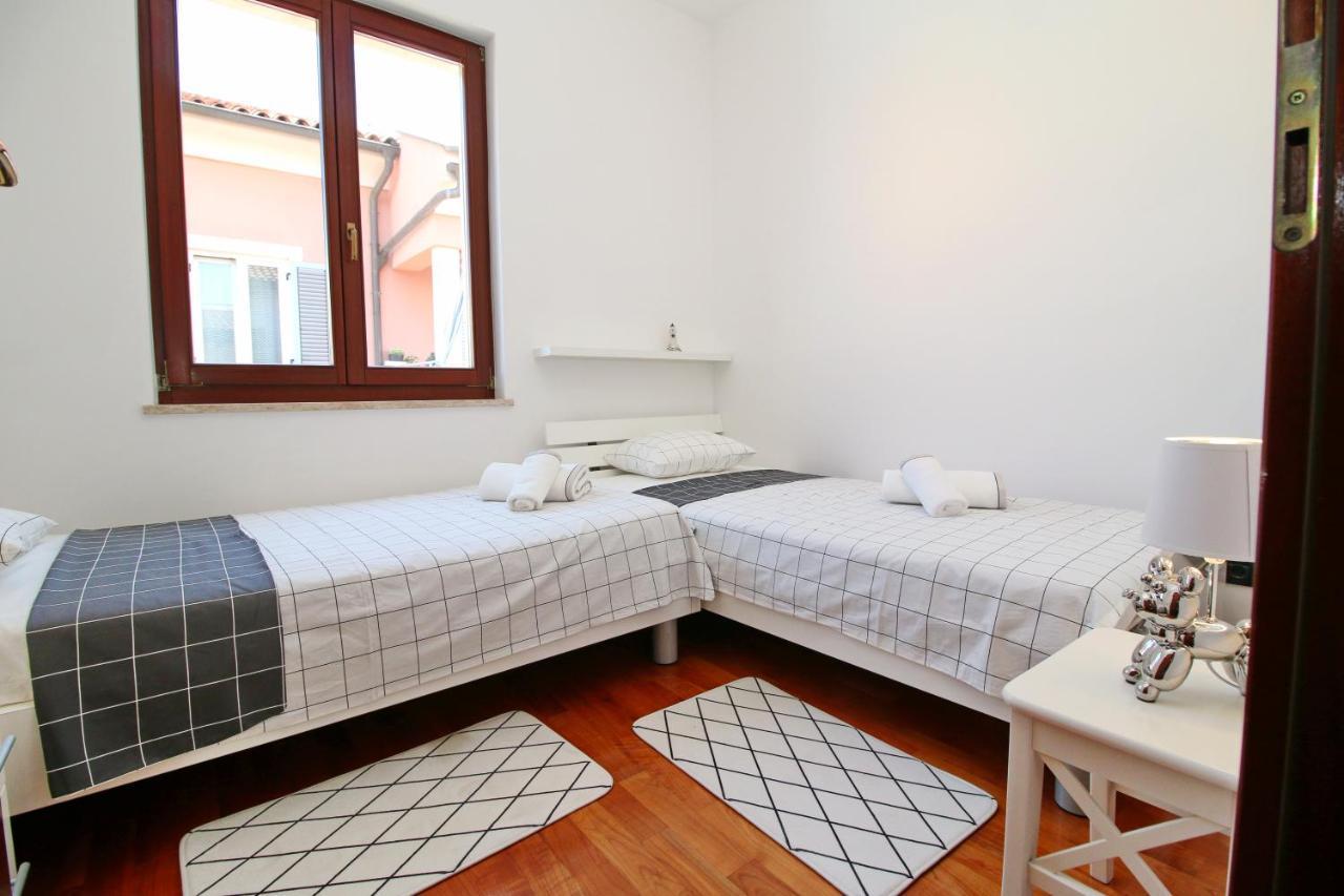 Polo apartments Rovigno Esterno foto